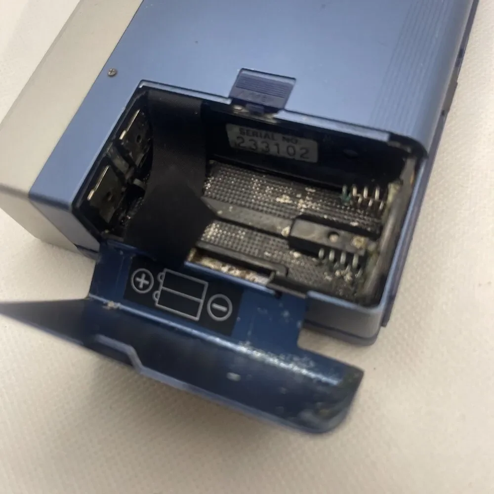 Sony TPS- L2 Walkman (Read Desc) Parts Or Repair